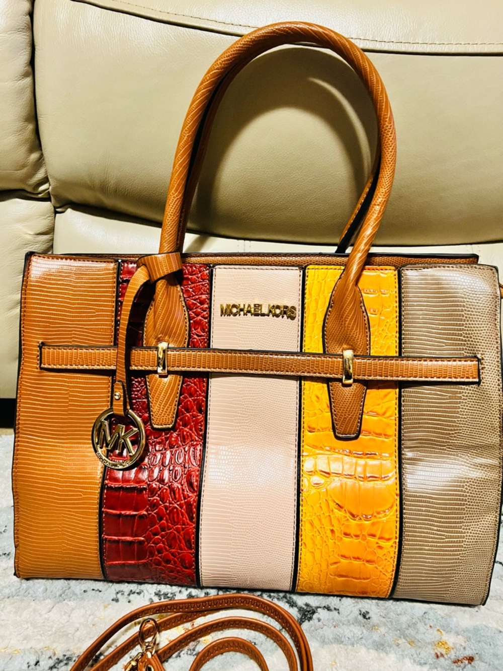 Michael Kors (NOT) Multi-Color Croc-Embossed Leather Tote/Crossbody with Wallet - Picture 11 of 11